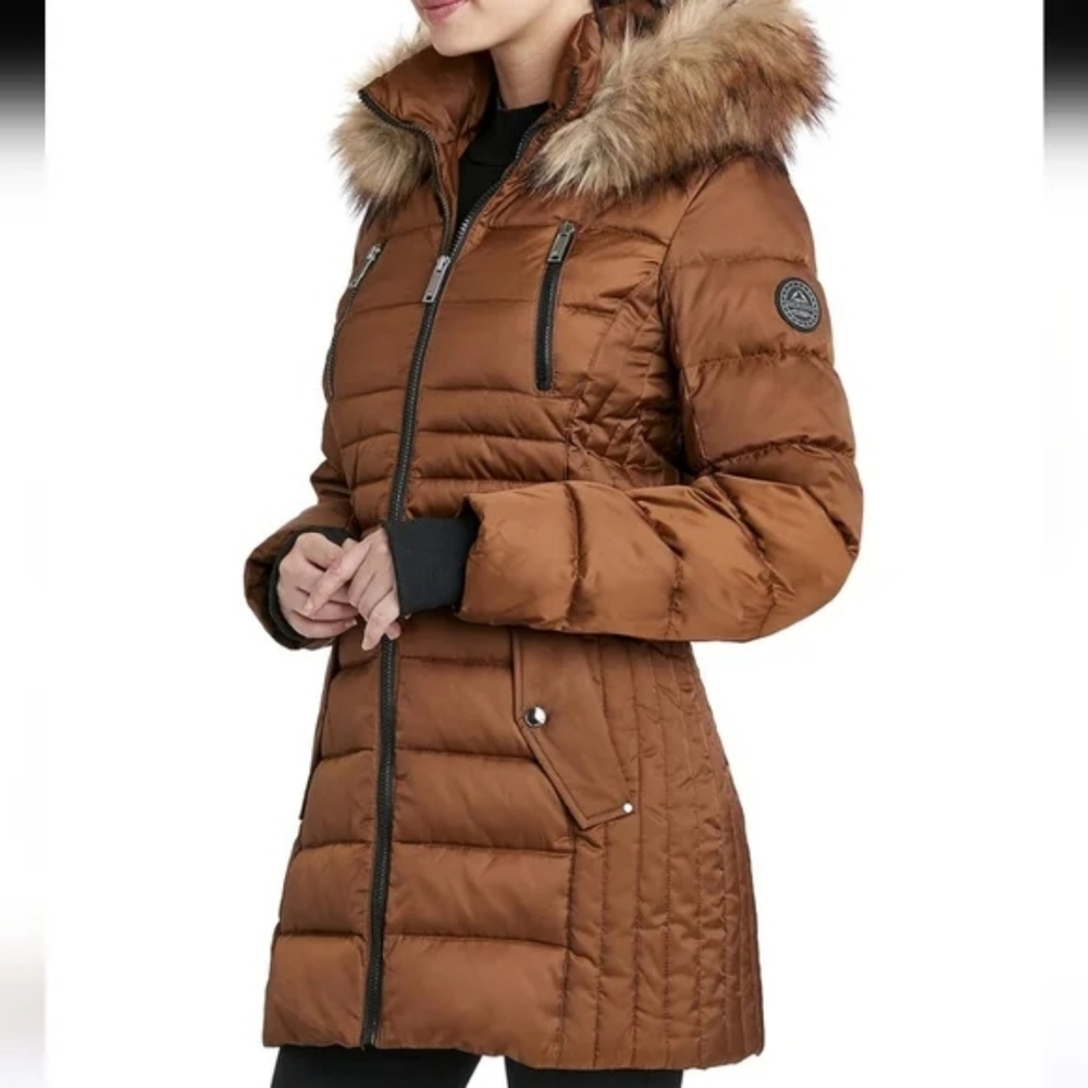 Women's Quilted Puffer Jacket with Faux Fur Hood
